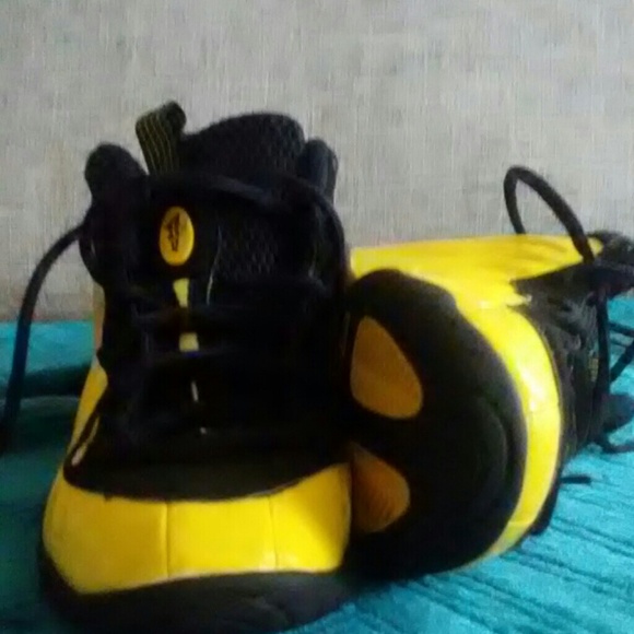 bumble bee foamposites